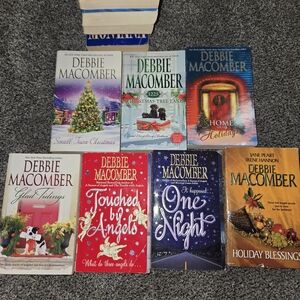 Debbie Macomber Holiday Book Collection